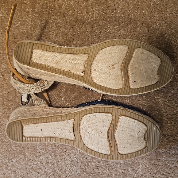 Espadrilles - Picture 4 of 5